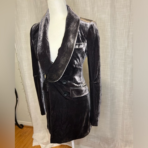 BCBG MaxAzria velvet long Double breasted coat - Picture 4 of 17